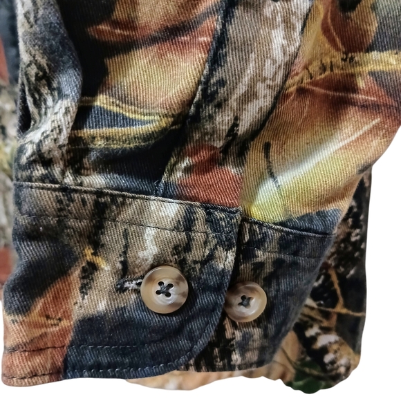 Game Winner BREAK UP MOSSY OAK Camouflage Button Down Roll Tab Shirt Youth SZ  L - Picture 7 of 9